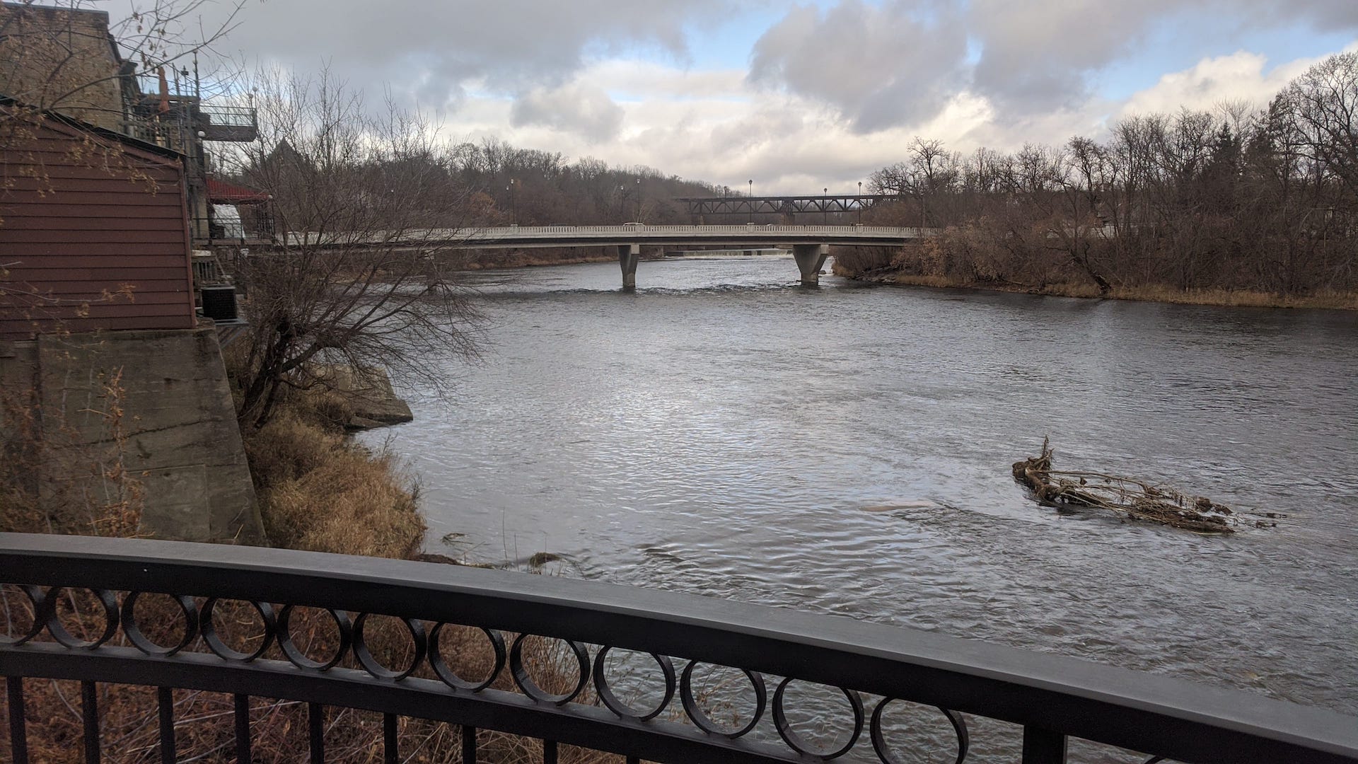 Lunch on the Grand River